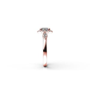 Prsteň s Halo diamantom - pohľad zboku